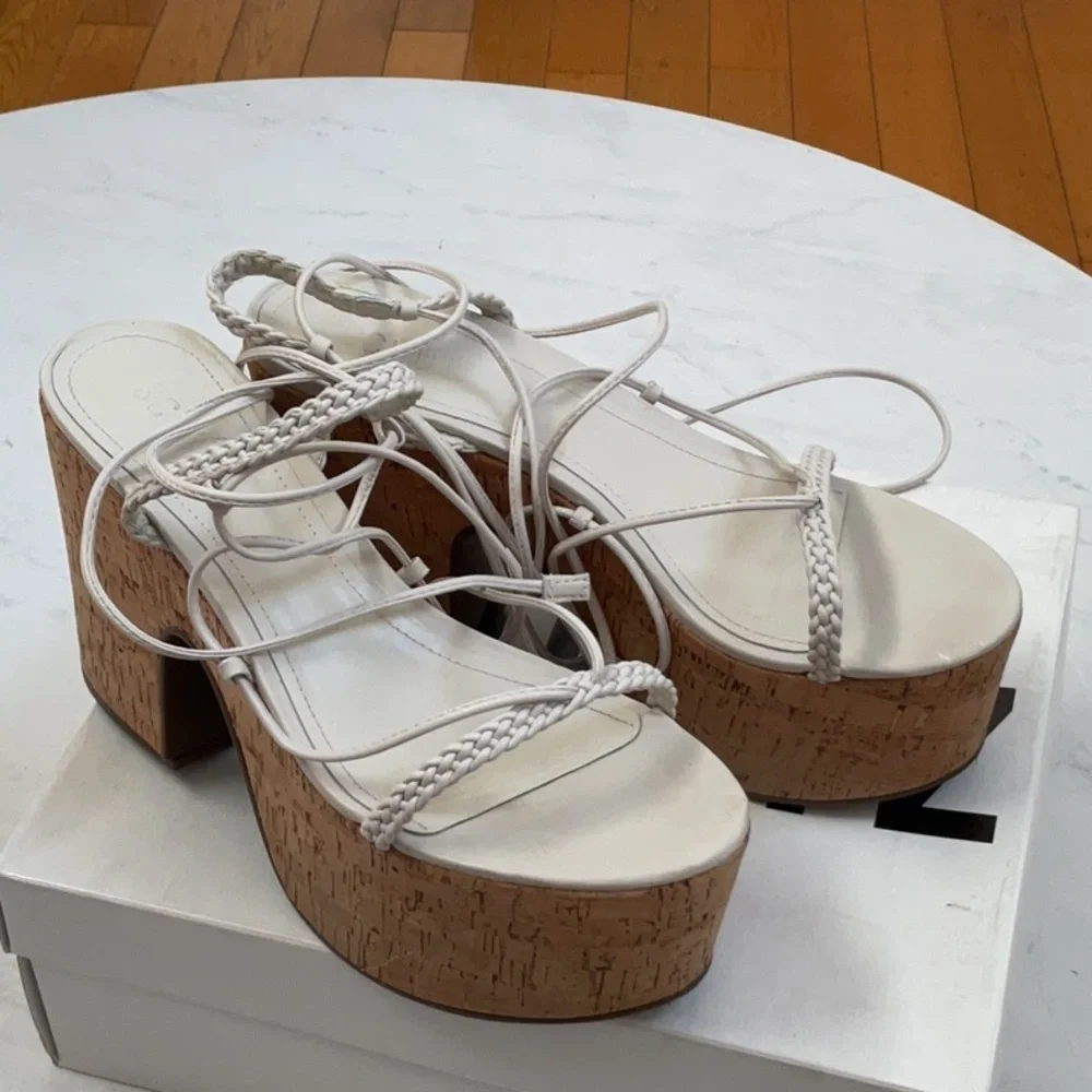 Schutz Maxima Citout Platform on Pearl, Size: 8.5